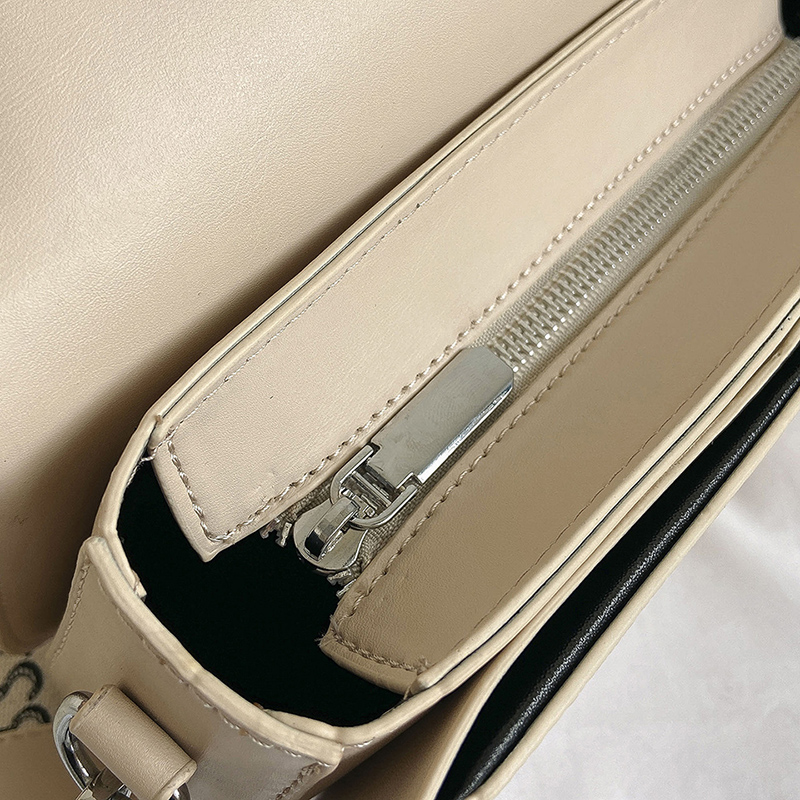 CC1505_AM7018_DETAIL_3